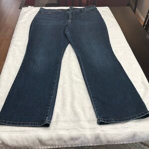 Gloria Vanderbilt Amanda bootcut jeans, size 16, blue